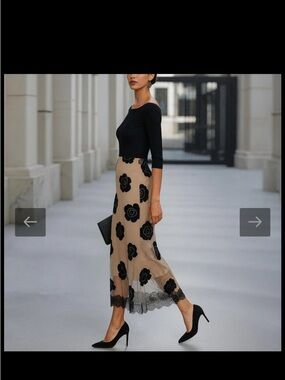 Black Floral Appliqué Beige Midi Skirt